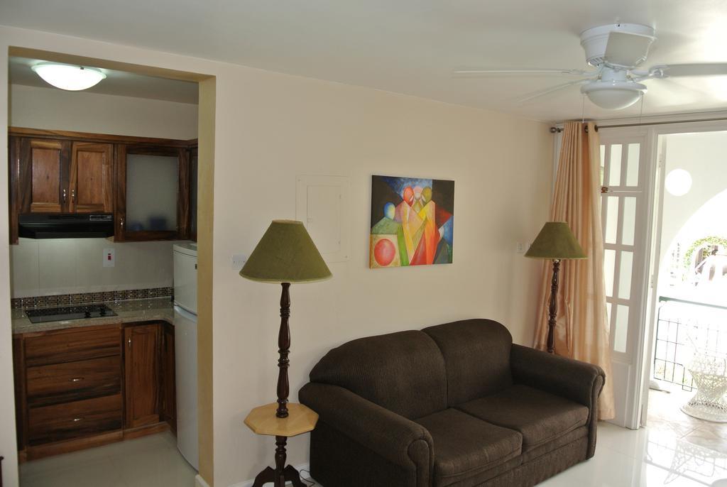 אוצ'ו ריוס Beach One Bedroom Suite 13 מראה חיצוני תמונה