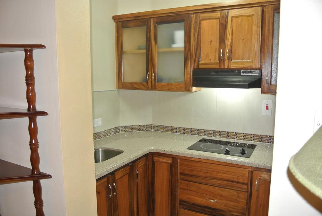 אוצ'ו ריוס Beach One Bedroom Suite 13 חדר תמונה